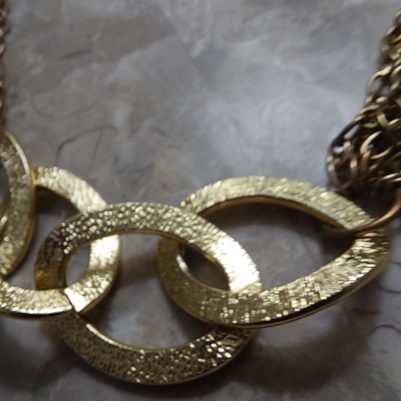 Leopard Chain Scarf - Picture 4 of 6